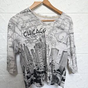 Vintage Chicago Skyline Top — Blingy Graphic Tee — The Windy City Sparkle M